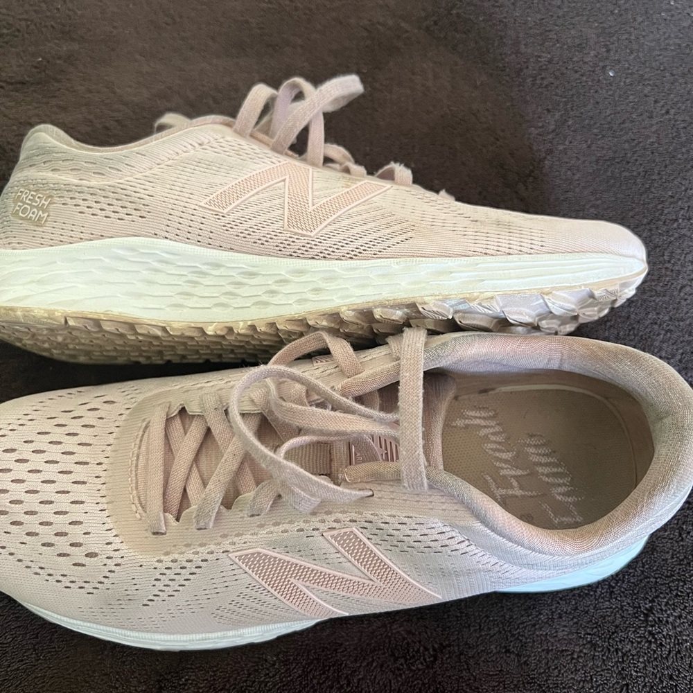 7 1/2 womens sneakers
